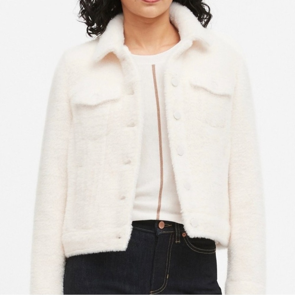 Banana republic Fuzzy Trucker Jacket Size Small